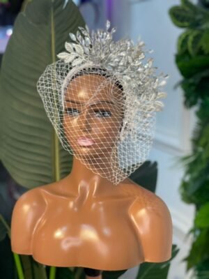 EMILY LUXURY STONE VEIL
